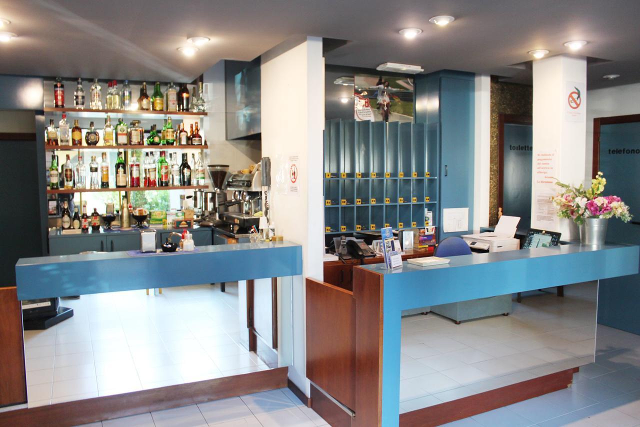 Hotel Elde Riccione Bagian luar foto