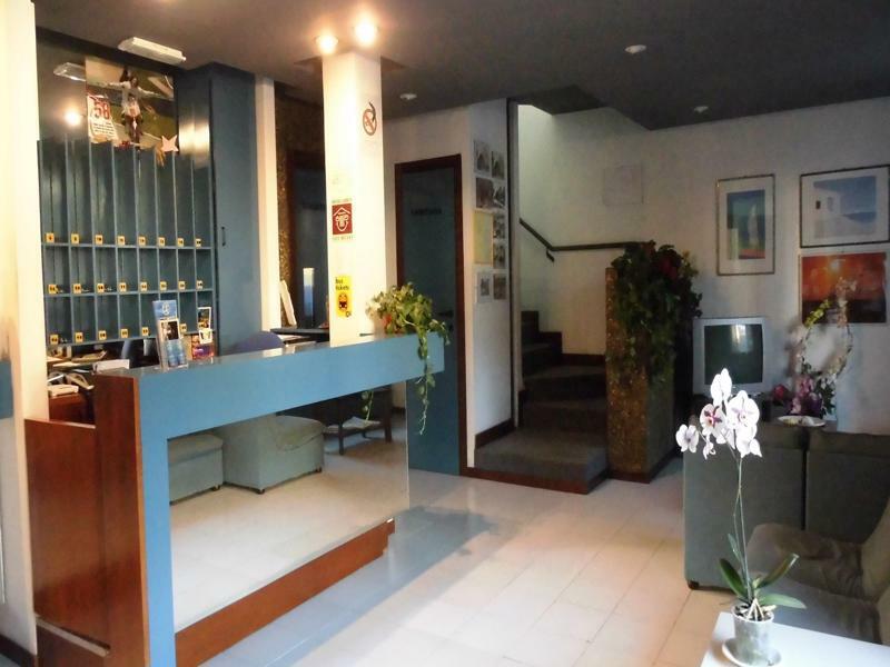 Hotel Elde Riccione Bagian luar foto